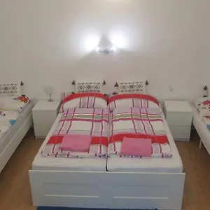 https://apartments-heine.vienna-besthotels.com